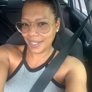 Meet your Posher, Patria